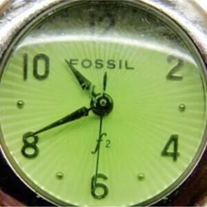 Fossil f2 Stainless Steel Silver Tone Quartz Analog Woman's Watch New Battery